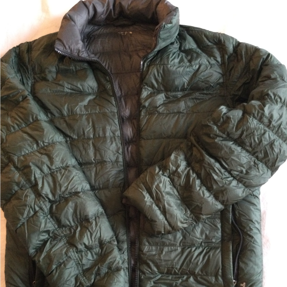 Tumi Convertible Puffer jacket